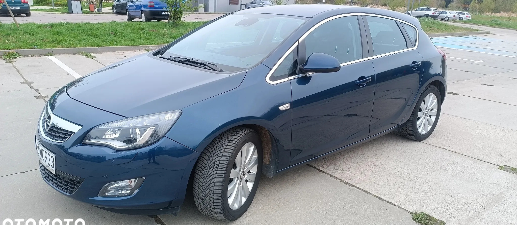 Opel Astra cena 26900 przebieg: 206800, rok produkcji 2011 z Koszalin małe 379